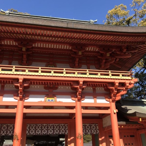 氷川神社の楼門
